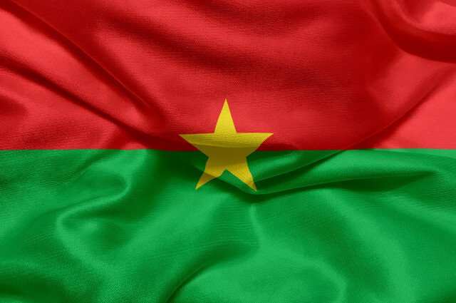 24815-flag-of-burkina-faso
